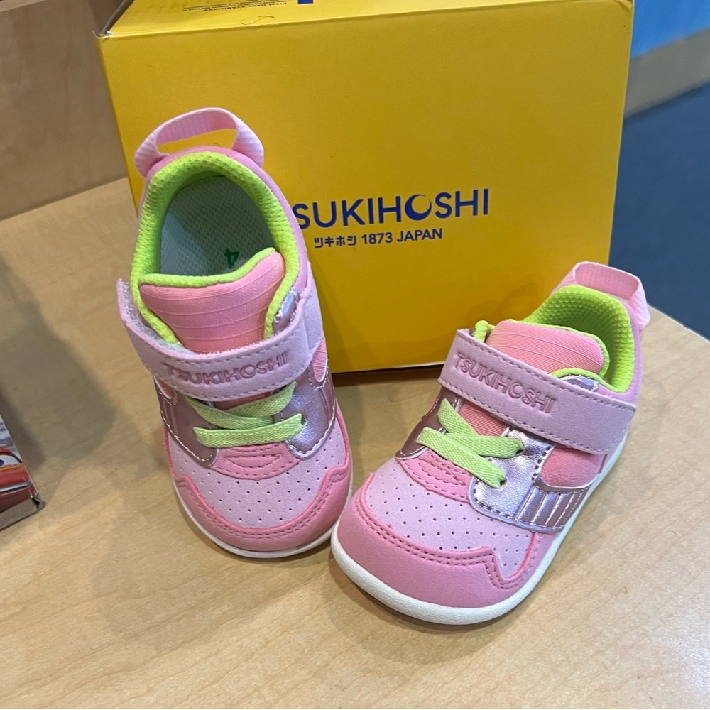 Beautiful Baby Girls Sneaker 🥰❤️